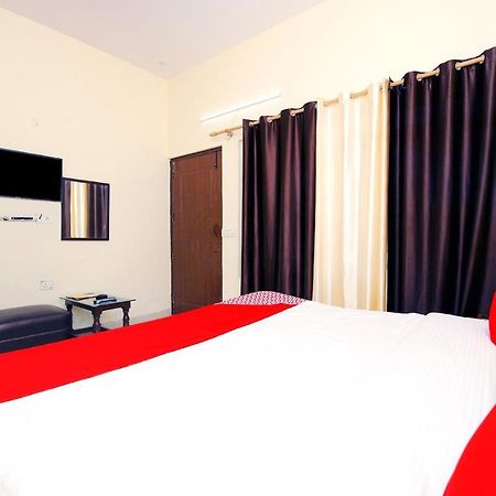 Oyo 8670 Hotel Usha Palace Mussoorie Ngoại thất bức ảnh