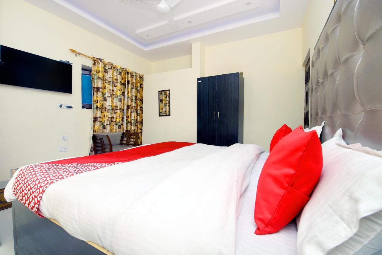 Oyo 8670 Hotel Usha Palace Mussoorie Ngoại thất bức ảnh