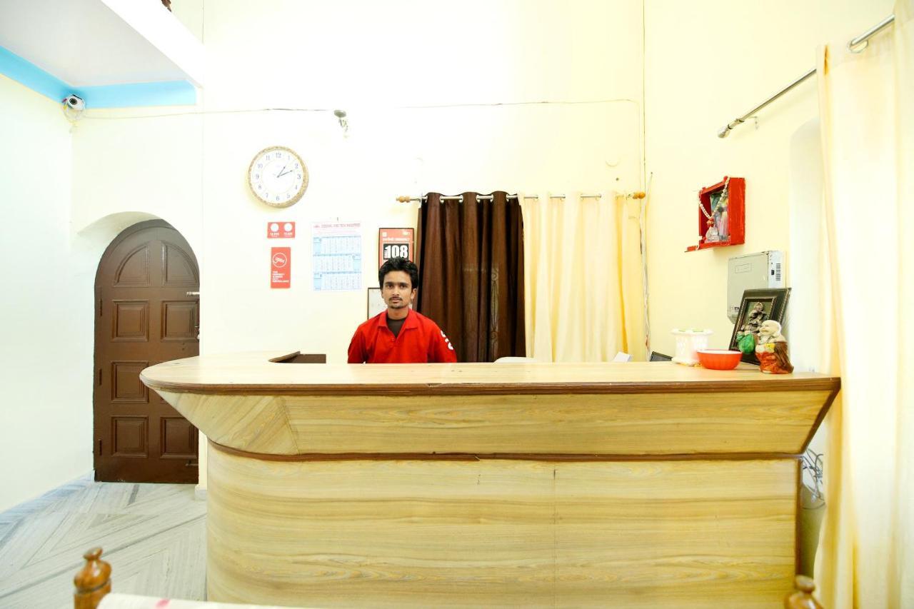 Oyo 8670 Hotel Usha Palace Mussoorie Ngoại thất bức ảnh